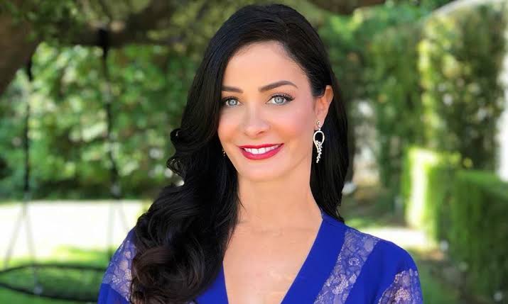 Dayanara Torres Net Worth, Age, Height, Bio, Children, Husband, Family, Parents | TeamBoma